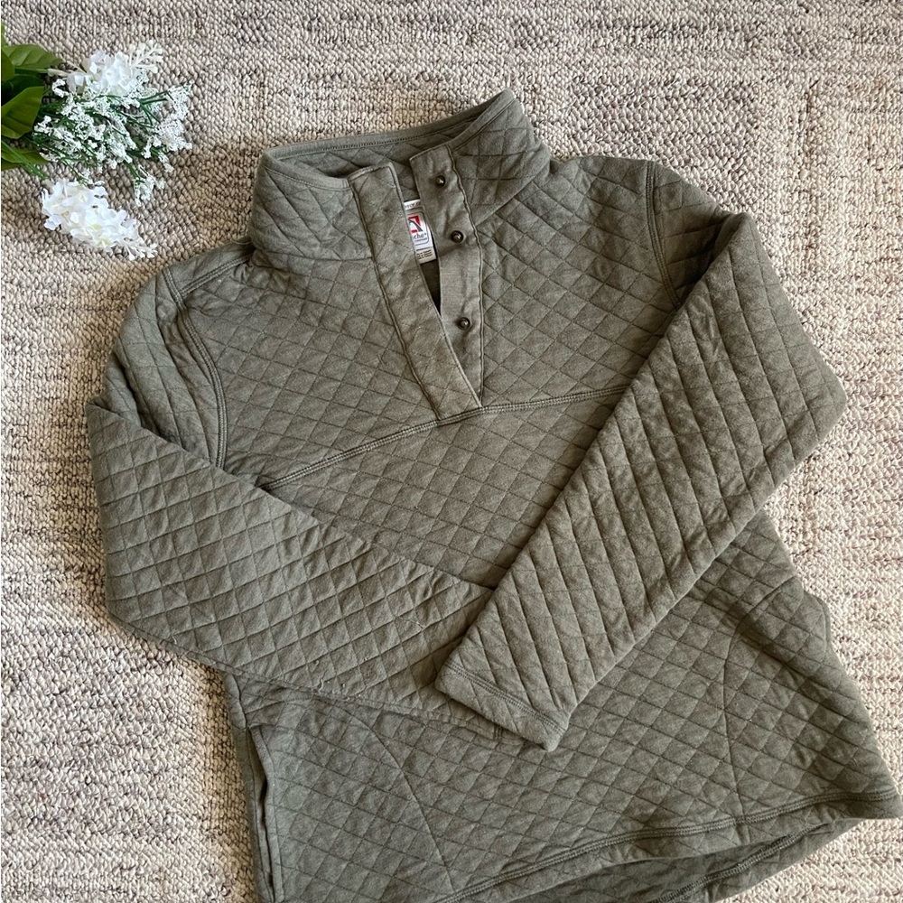 Hunter Green Quilted Pullover